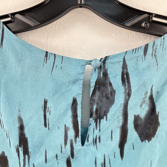 Cabi 100% Silk Teal Blue Black Abstract Print Layered Tiered Blouse Size M - Picture 8 of 8